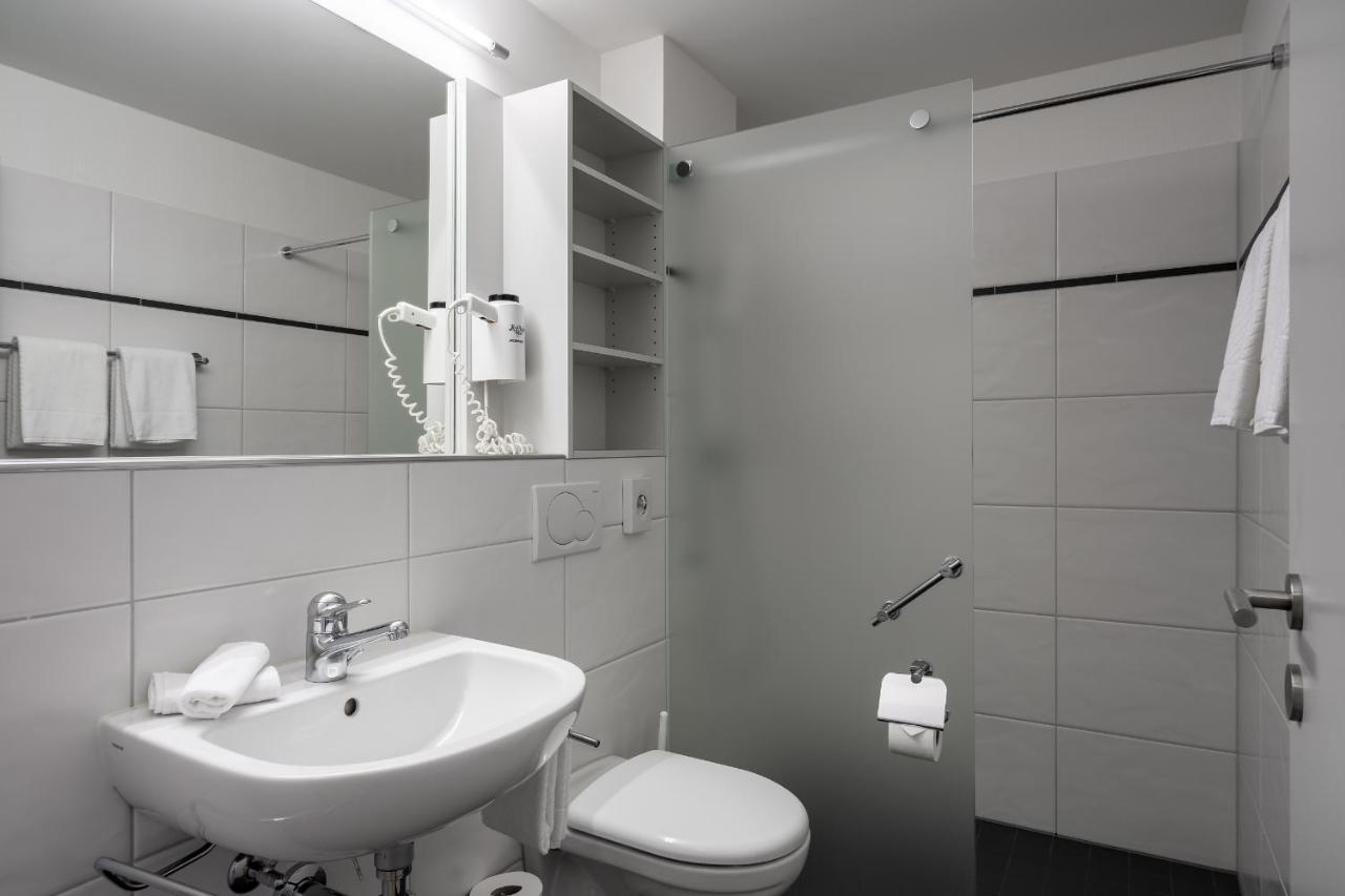 Hotel Artos Interlaken Luaran gambar